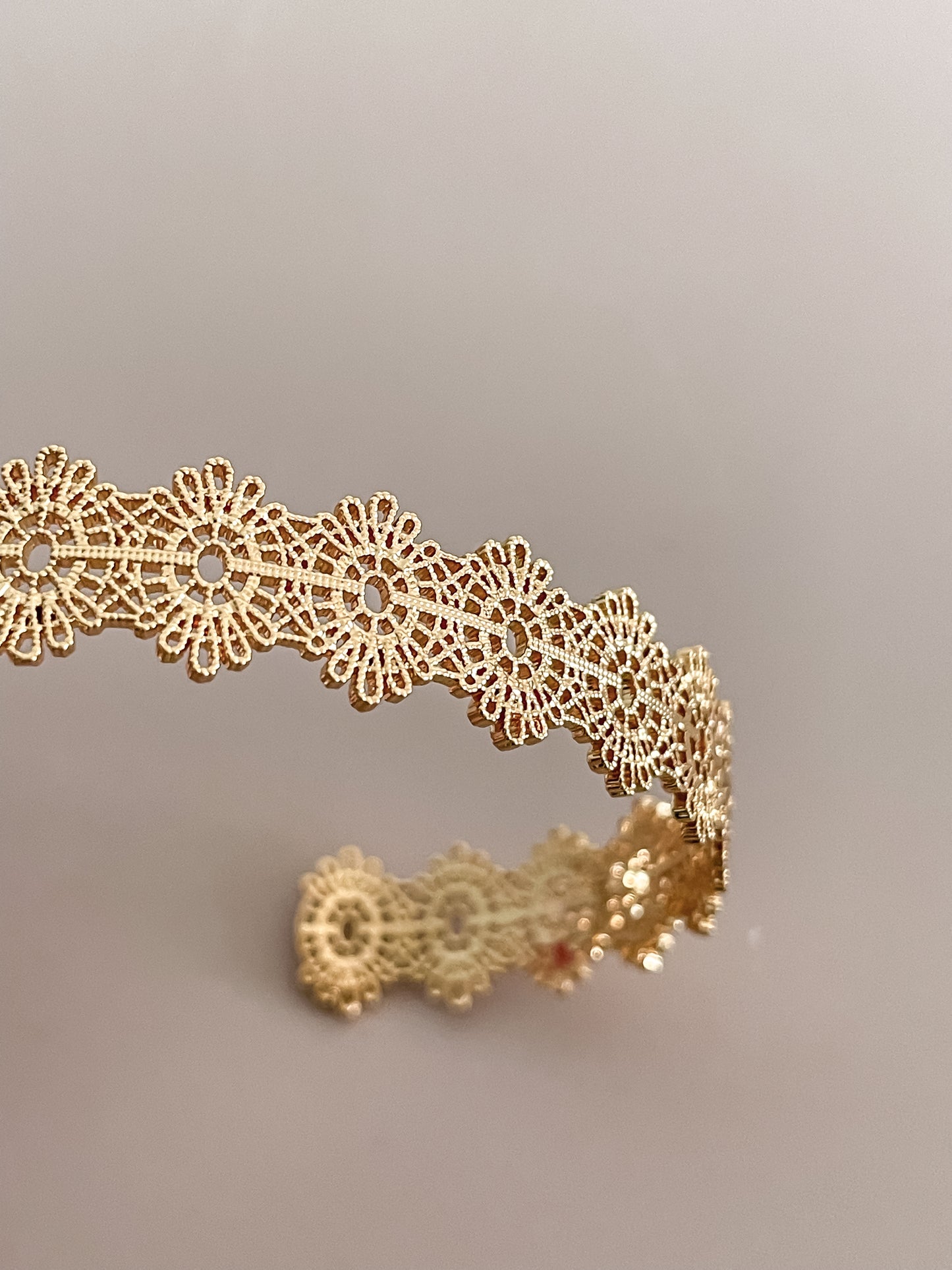 Hollow Flower Lace Bracelet