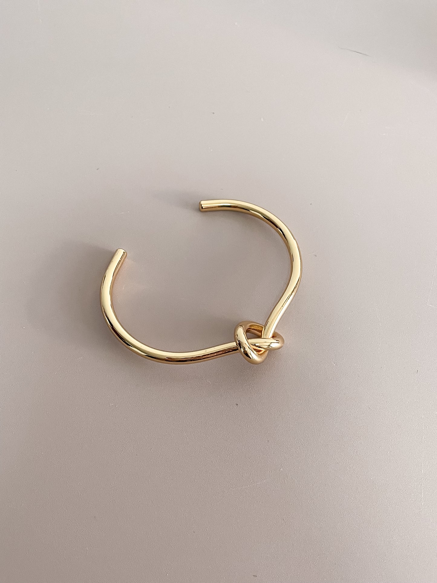 Gold Knot Bracelet