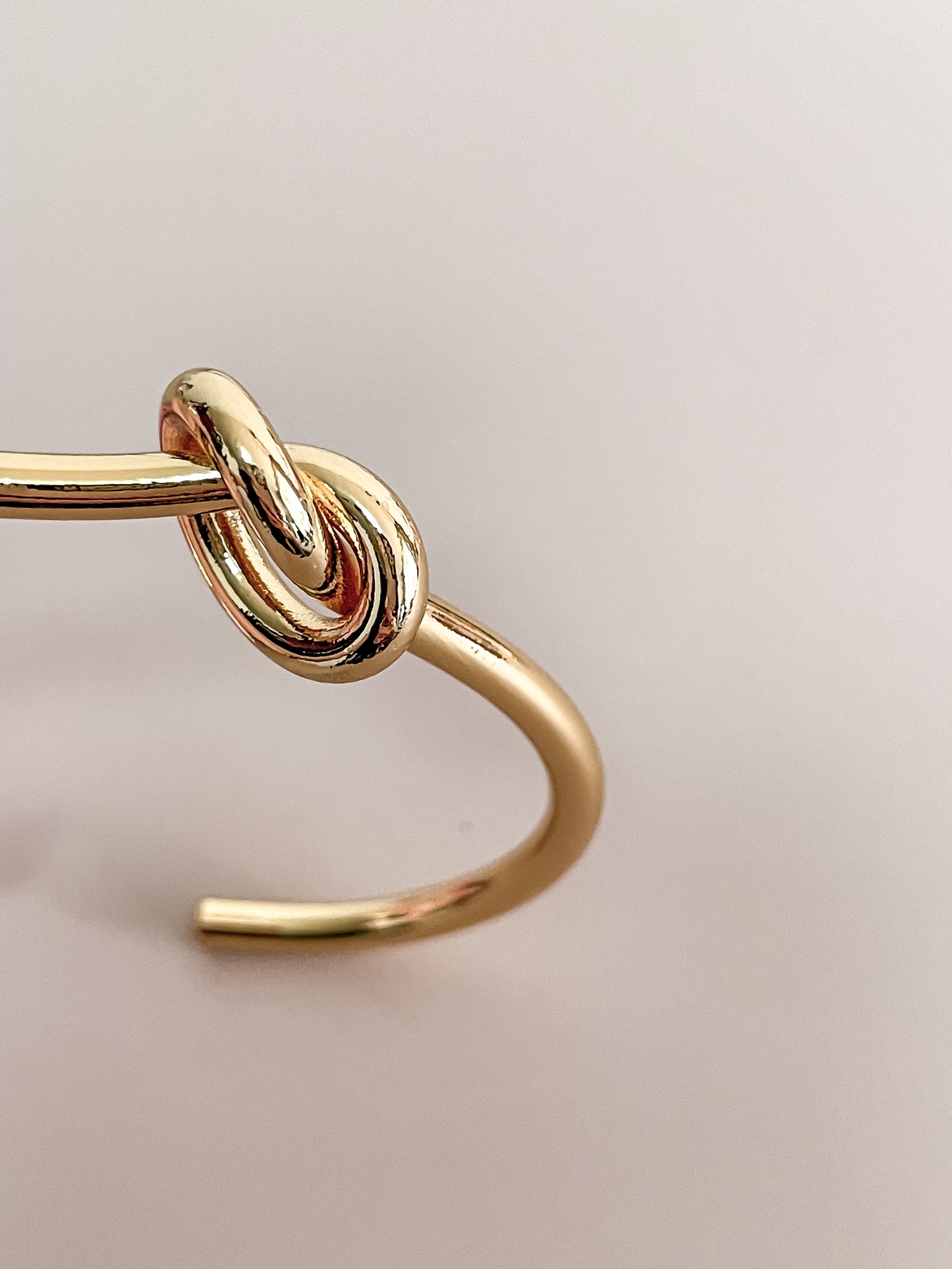 Gold Knot Bracelet