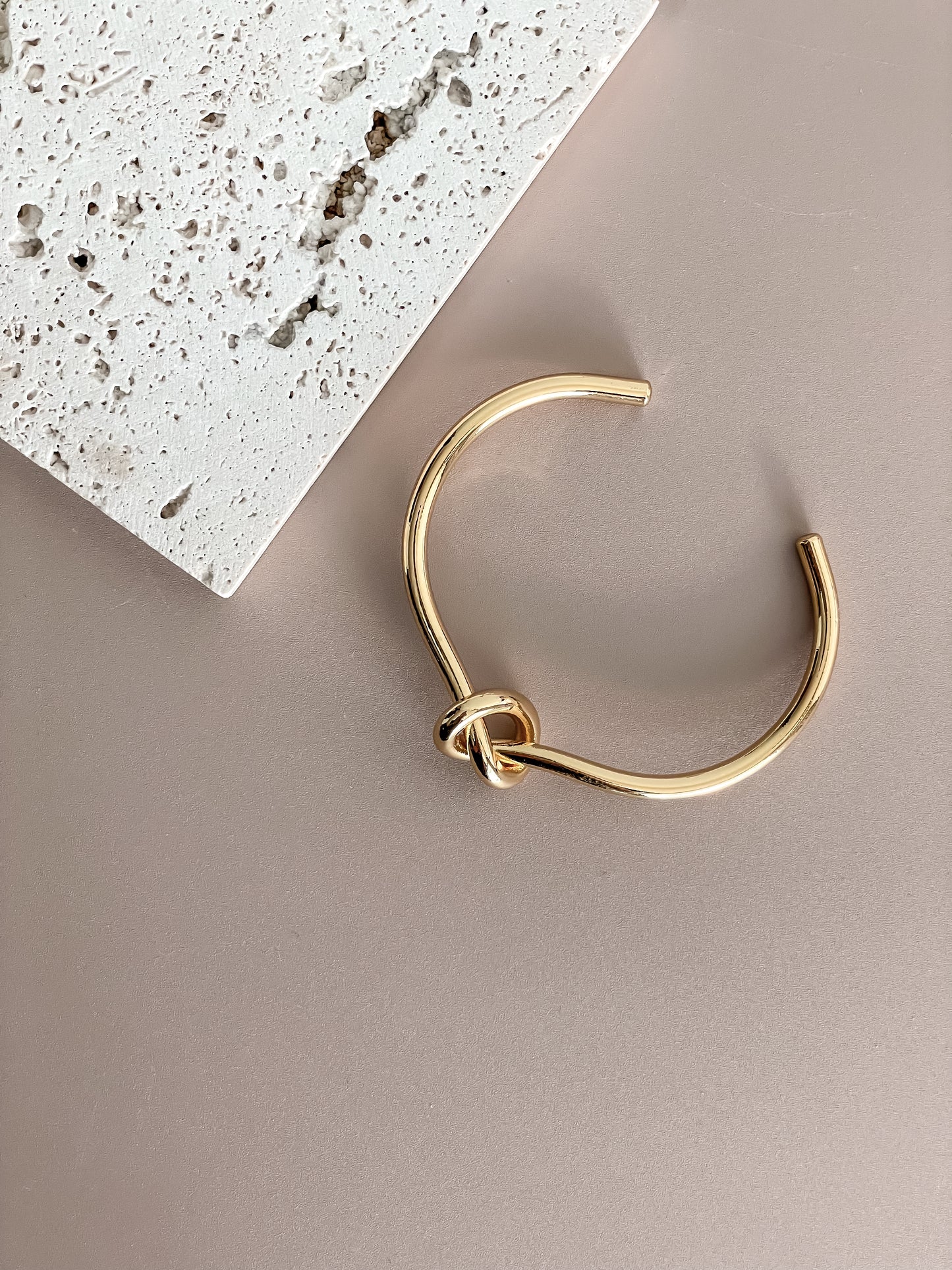 Gold Knot Bracelet