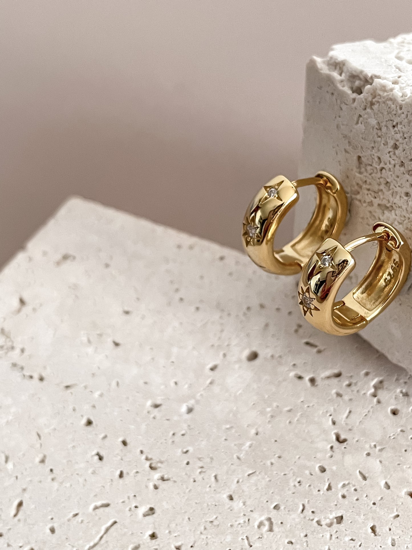 Minimalist Star Zircon Earrings