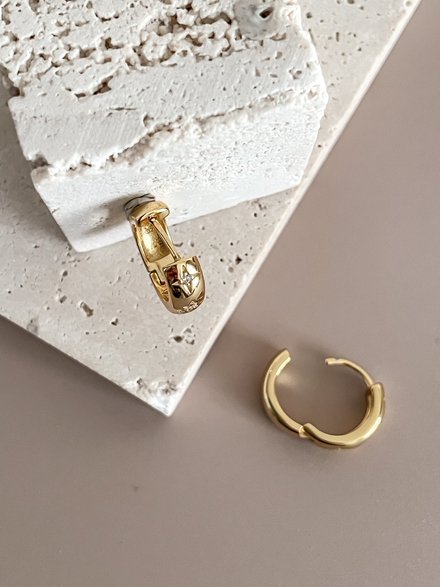 Minimalist Star Zircon Earrings