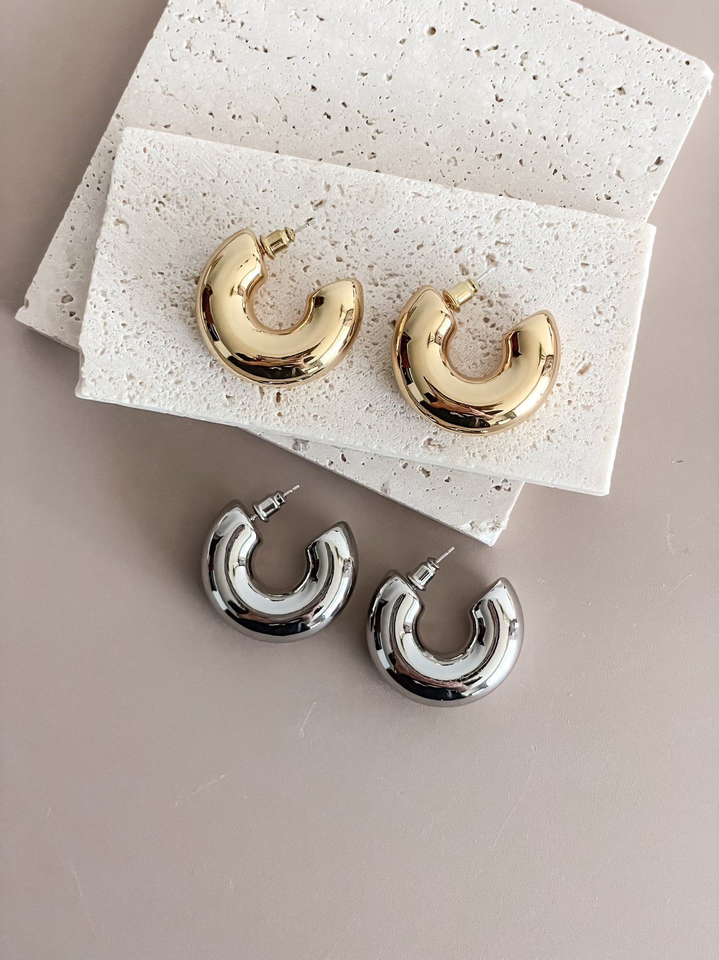 Chunky C-Shape Earrings