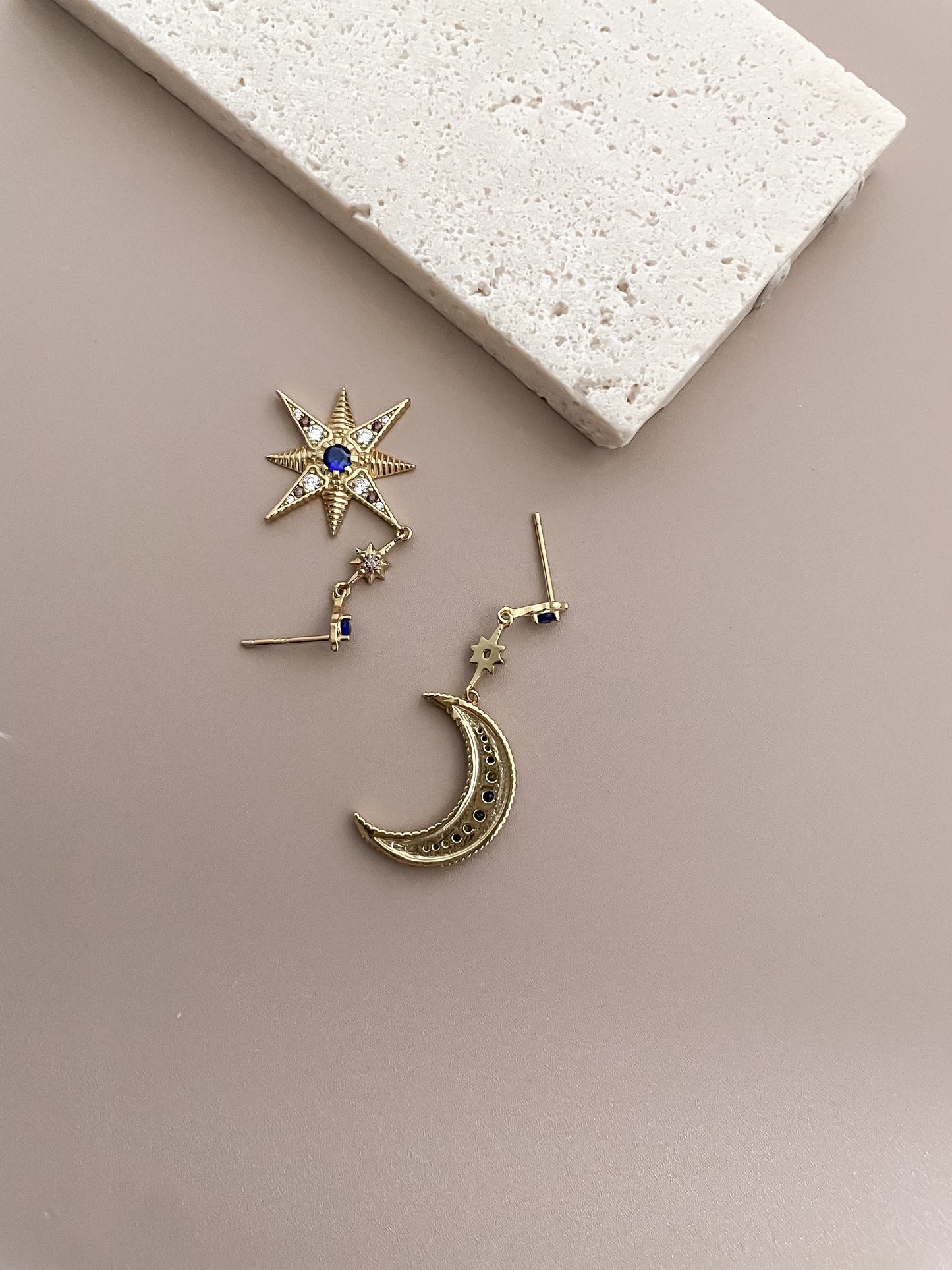 Zirconia Star and Moon Earrings