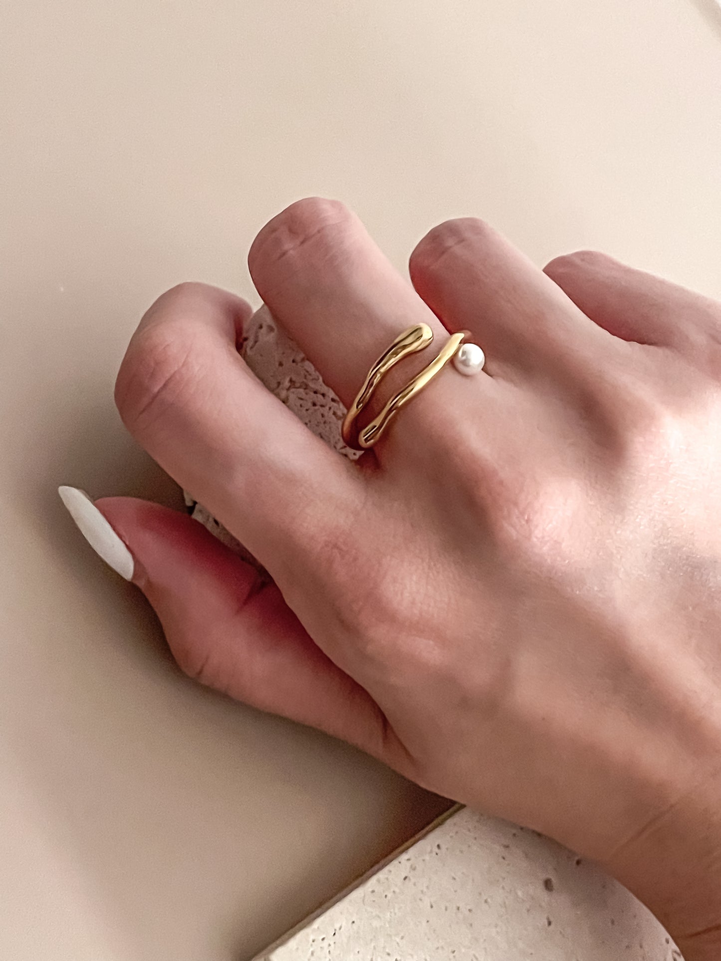 Ripple Pearl Ring