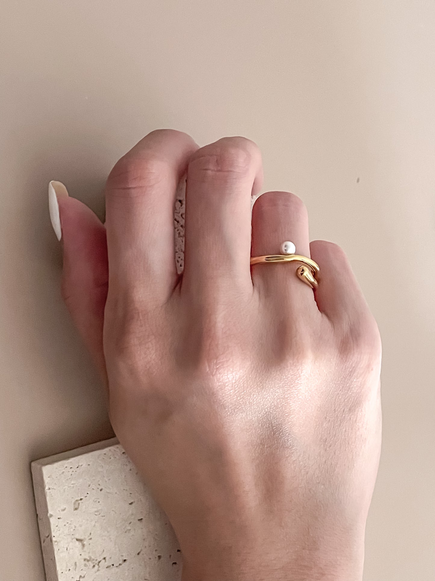 Ripple Pearl Ring