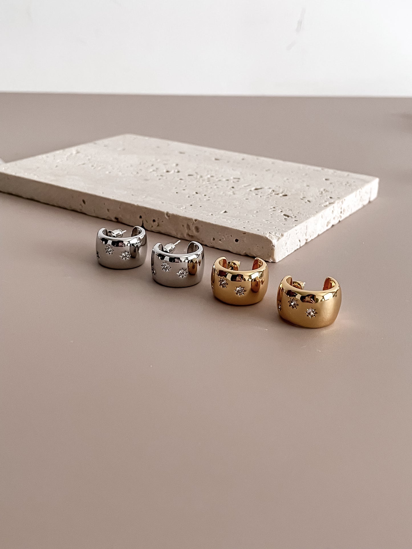 Chunky C-shape Zircon Earrings