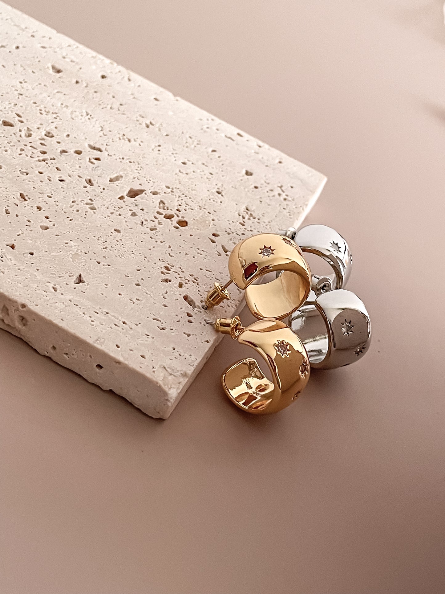 Chunky C-shape Zircon Earrings