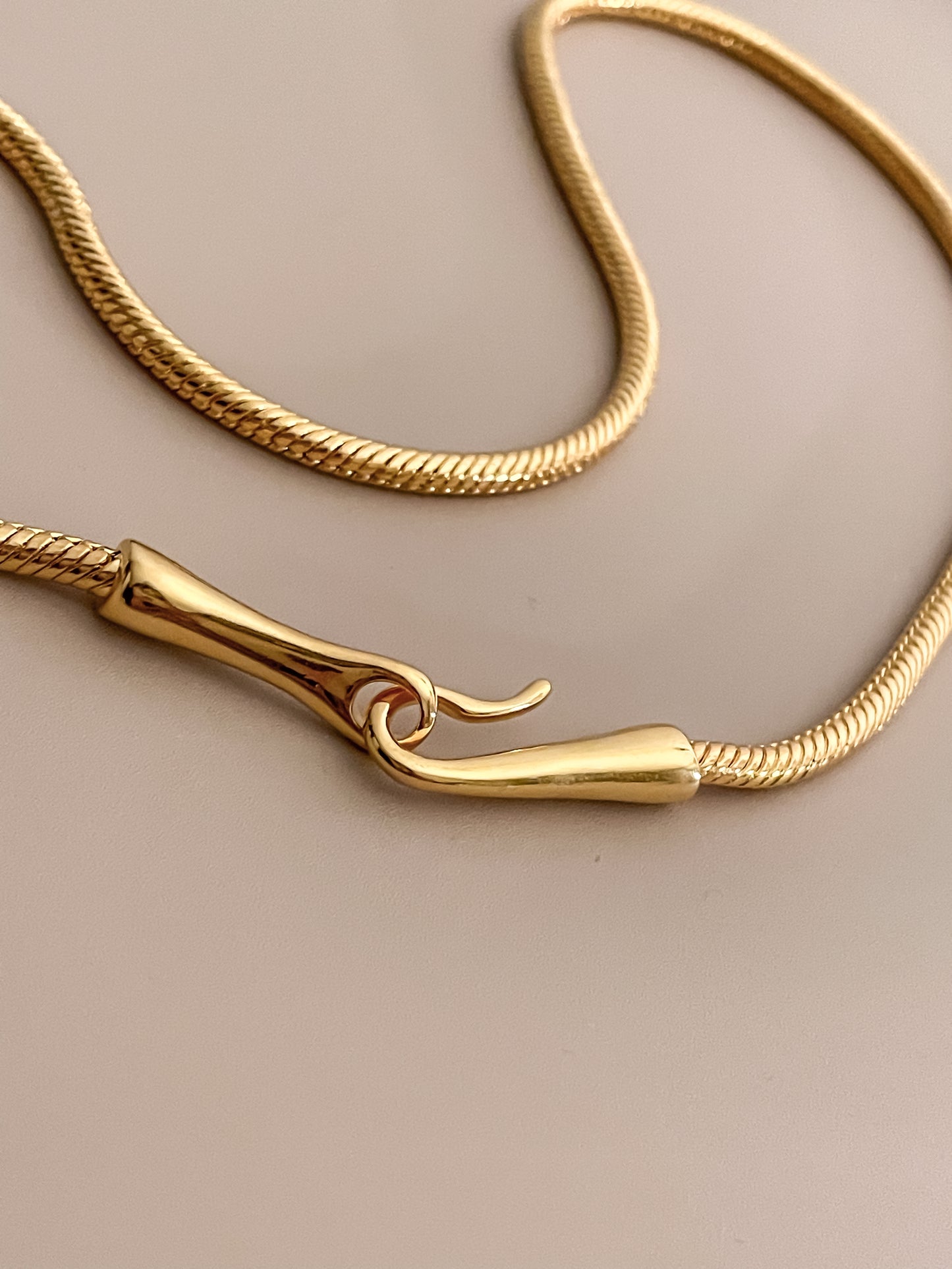 Minimalist Unique Hook Closure 18K Gold Plated Snake Chain