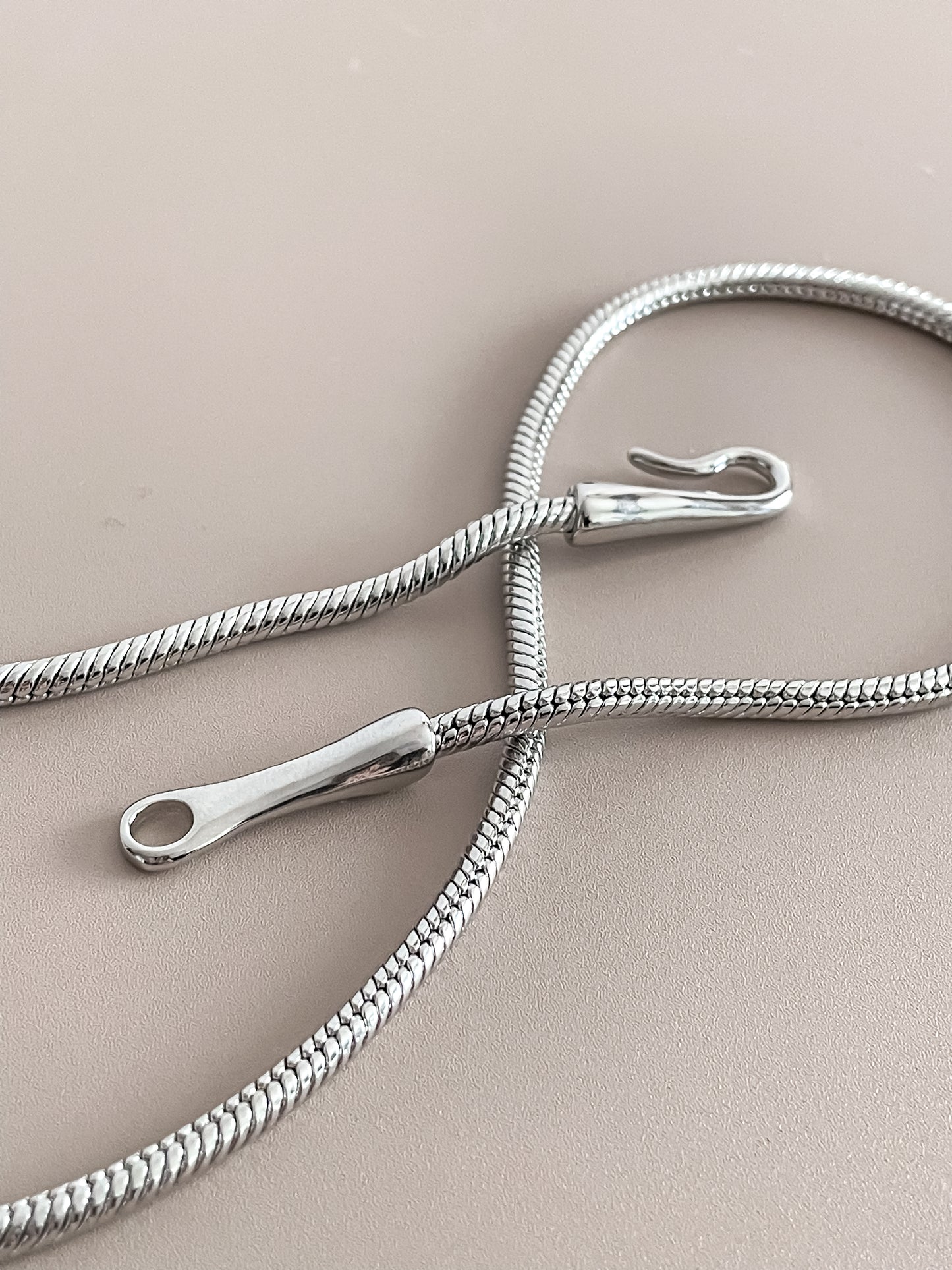 Minimalist Unique Hook Closure 18K Gold Plated Snake Chain