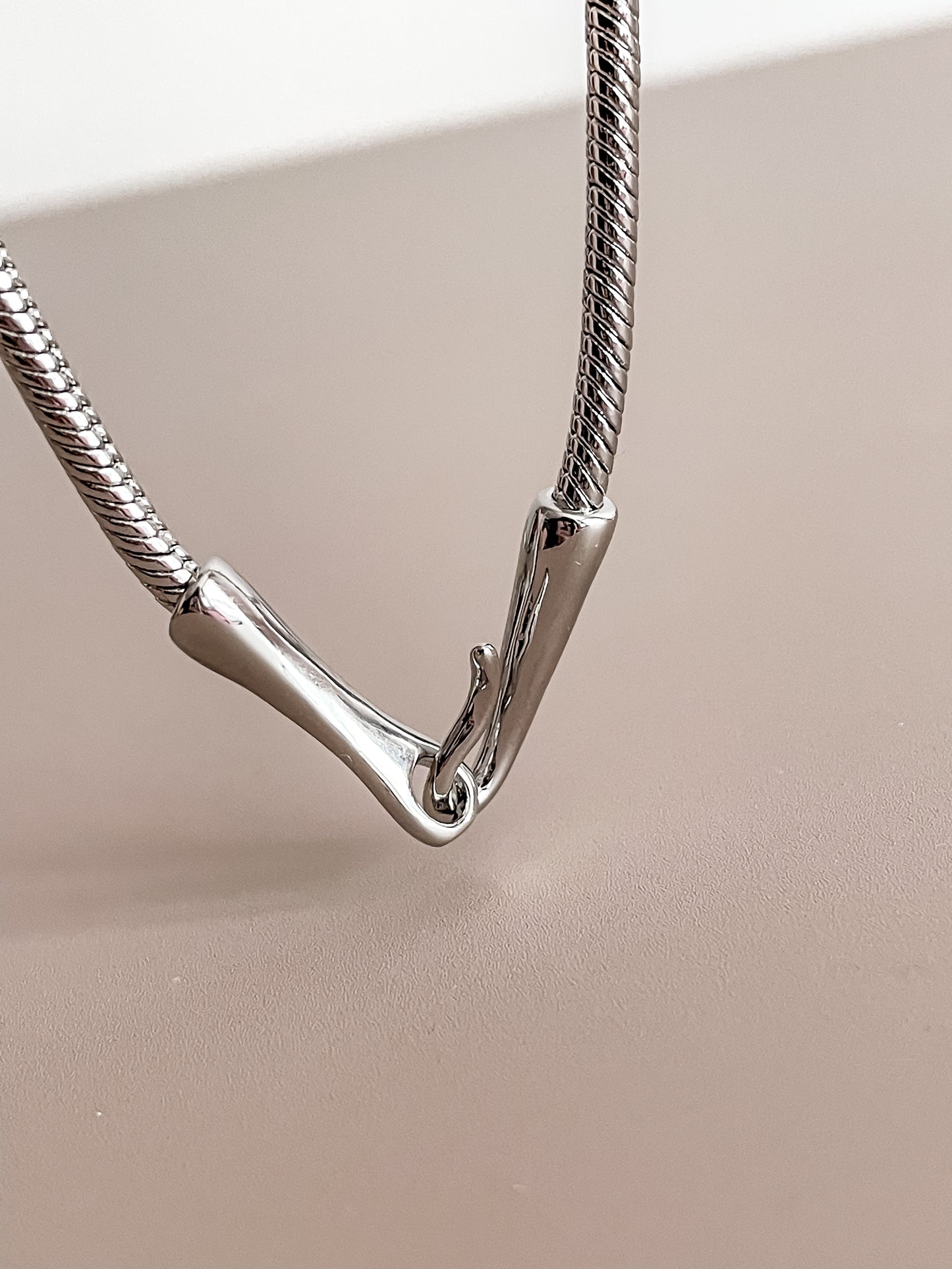 Minimalist Unique Hook Closure 18K Gold Plated Snake Chain