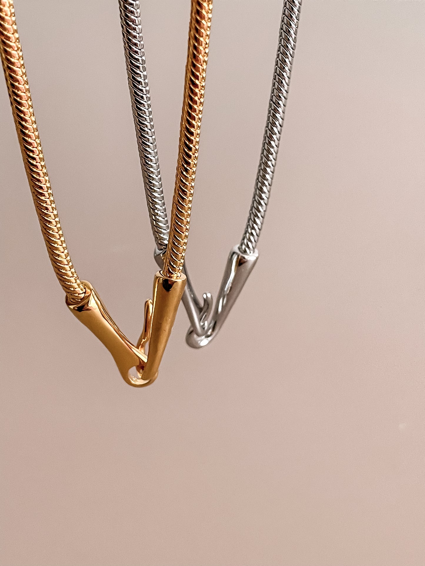 Minimalist Unique Hook Closure 18K Gold Plated Snake Chain