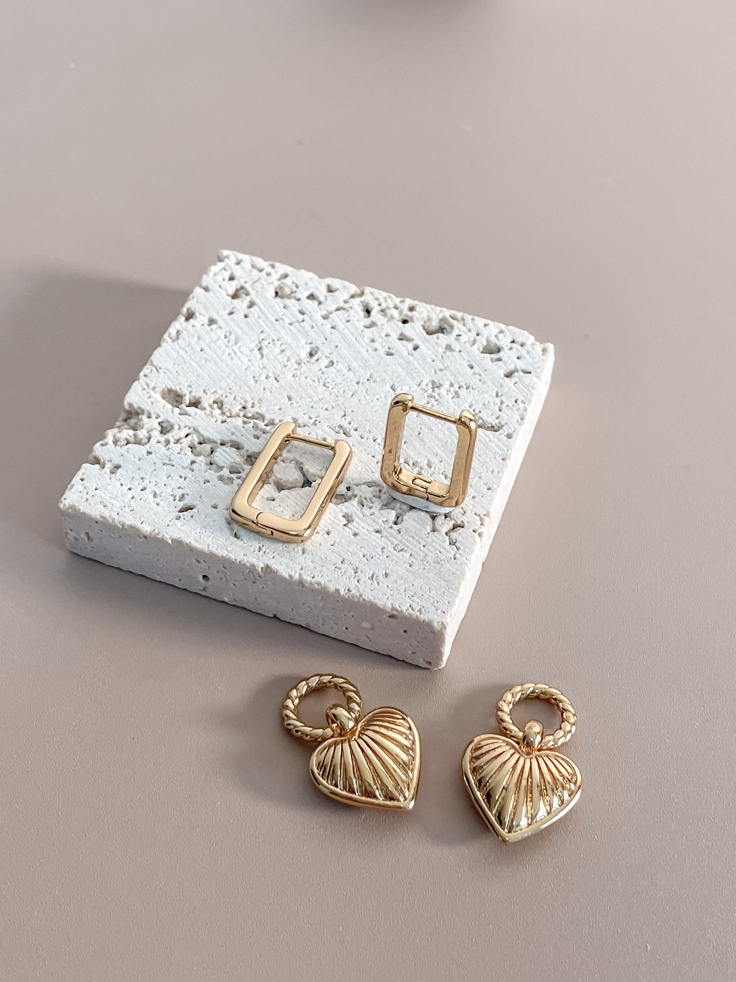 Ridge Heart Pendant Earrings
