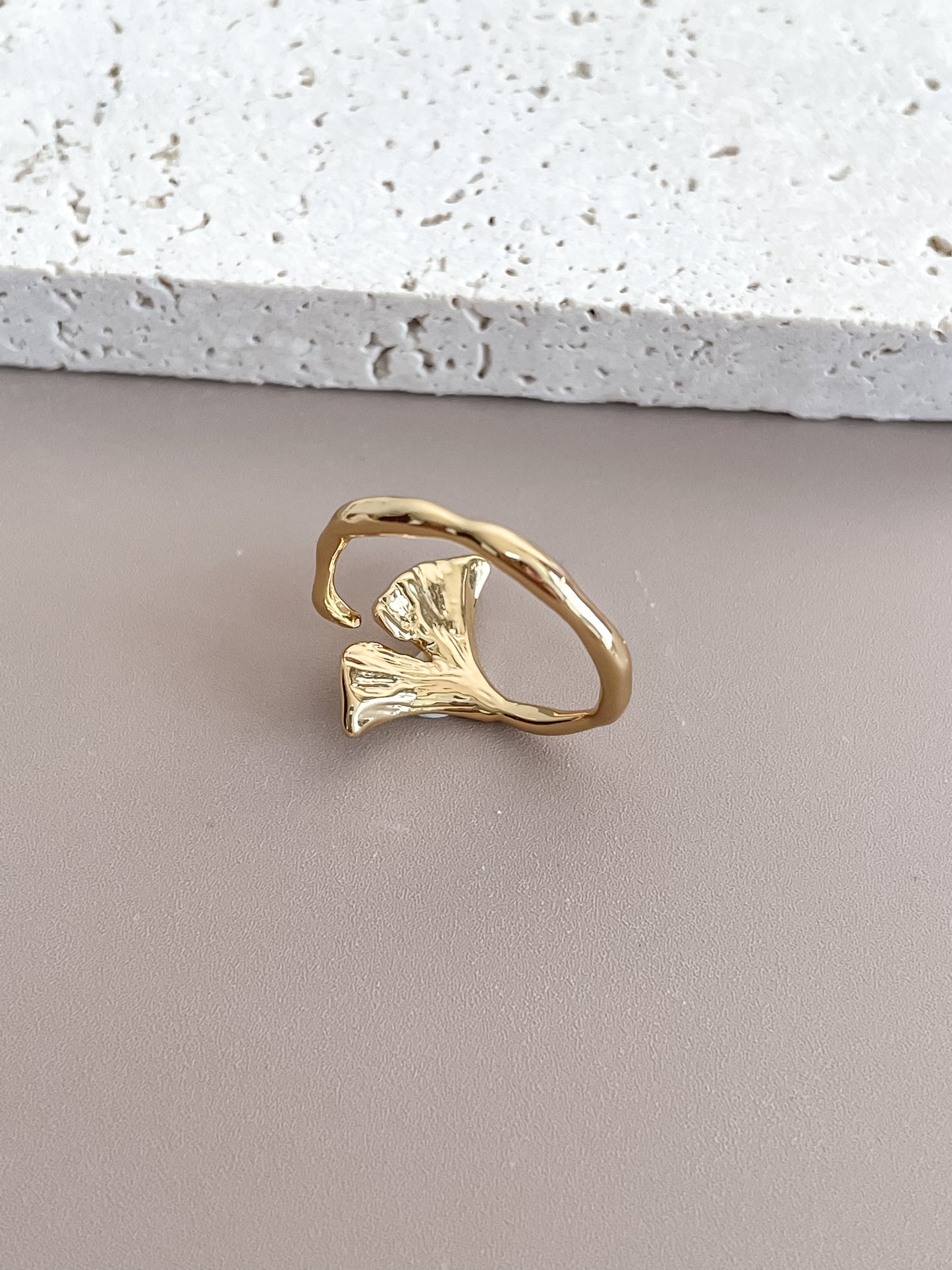 Ginkgo Leaf Open Ring
