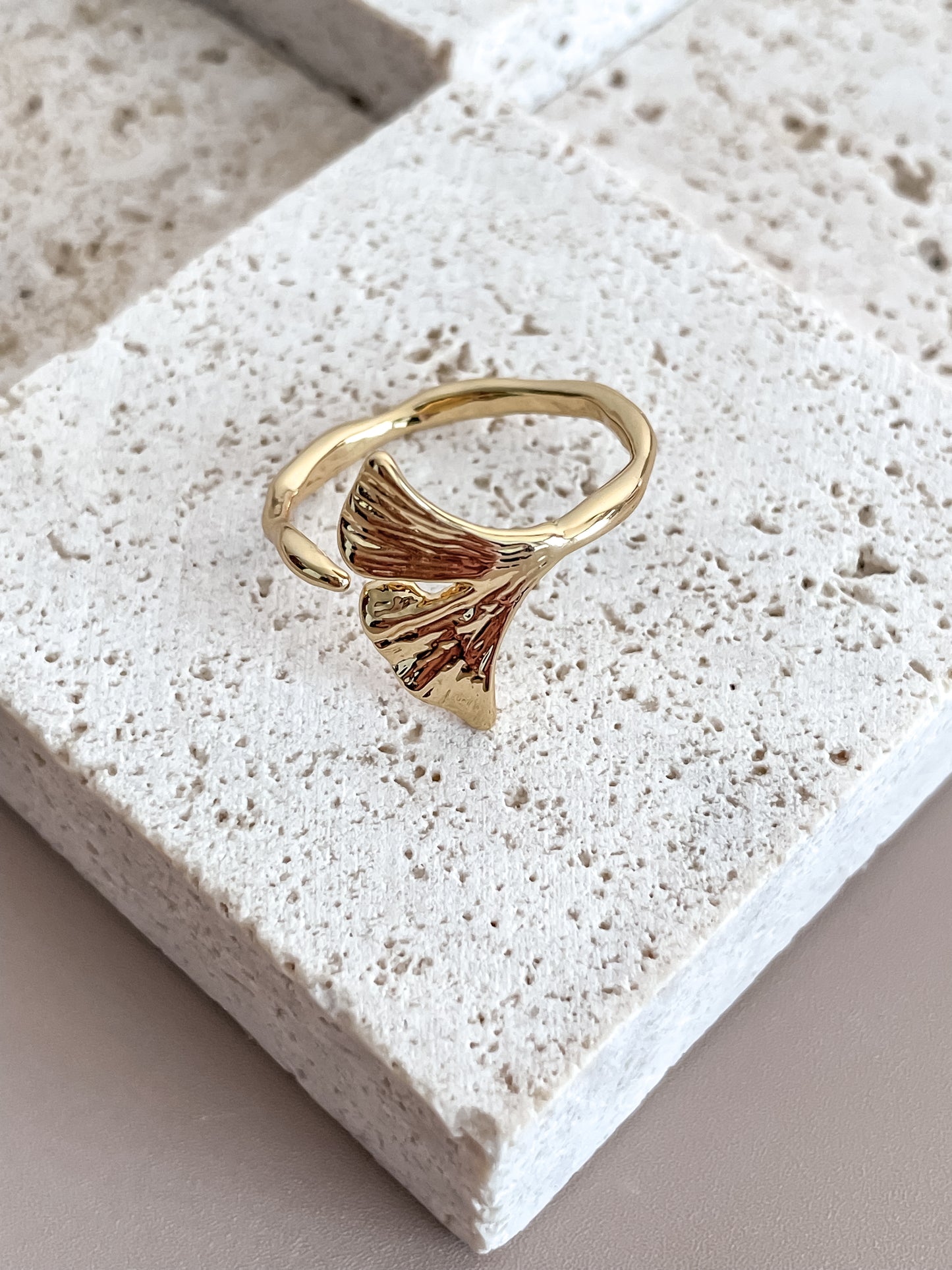 Ginkgo Leaf Open Ring