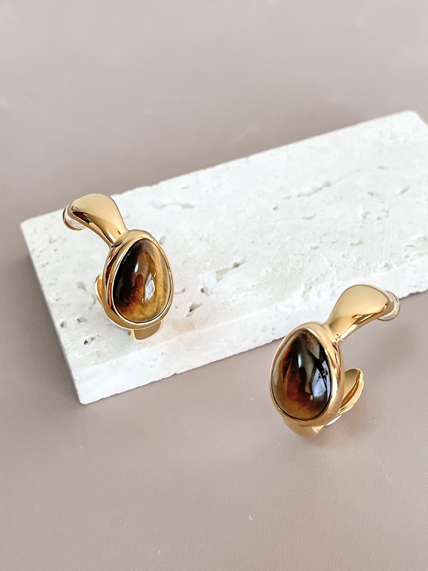 Tiger's Eye C-Shape Stud Earrings