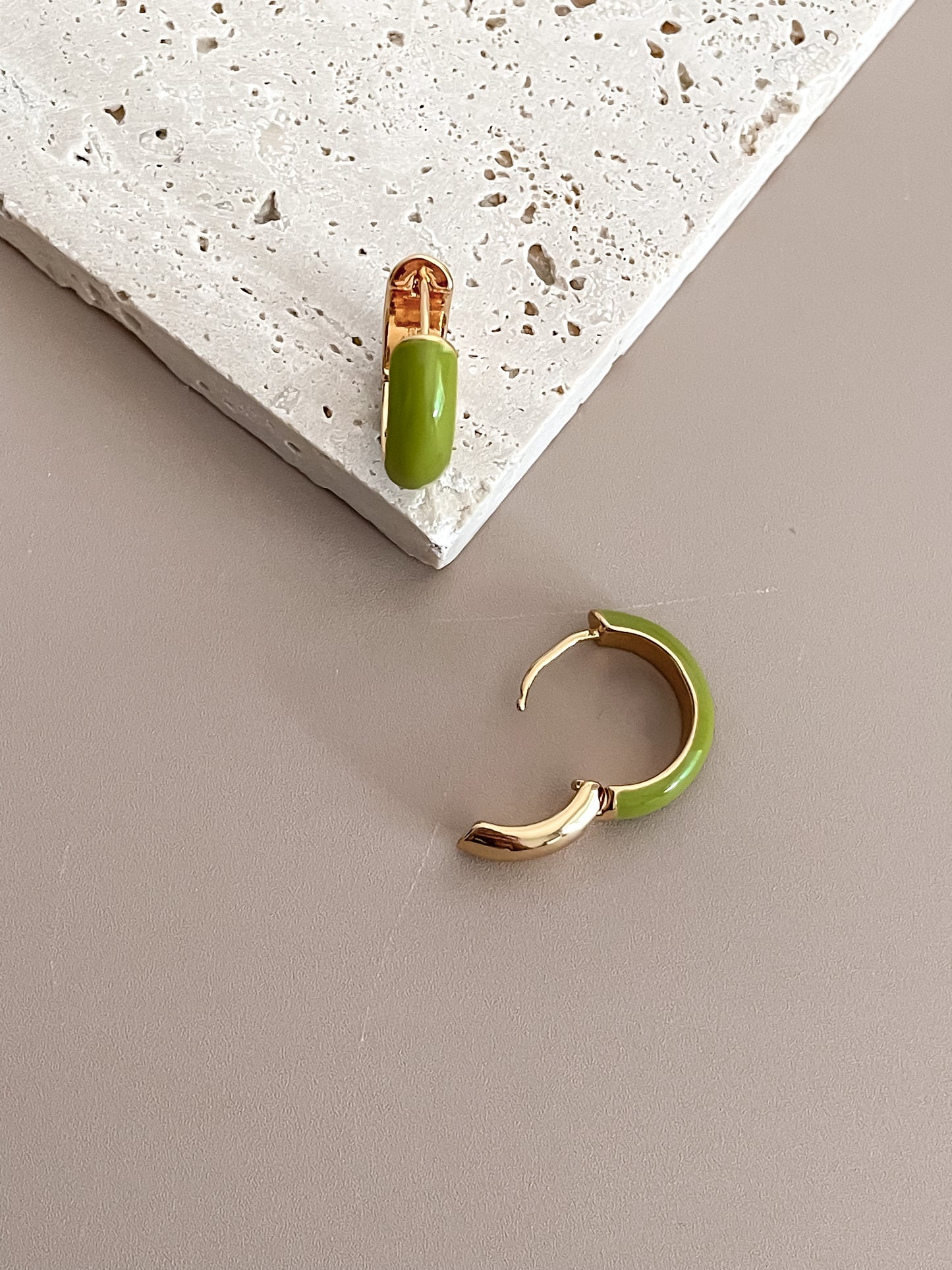 Basic Enamel Hoop Earrings