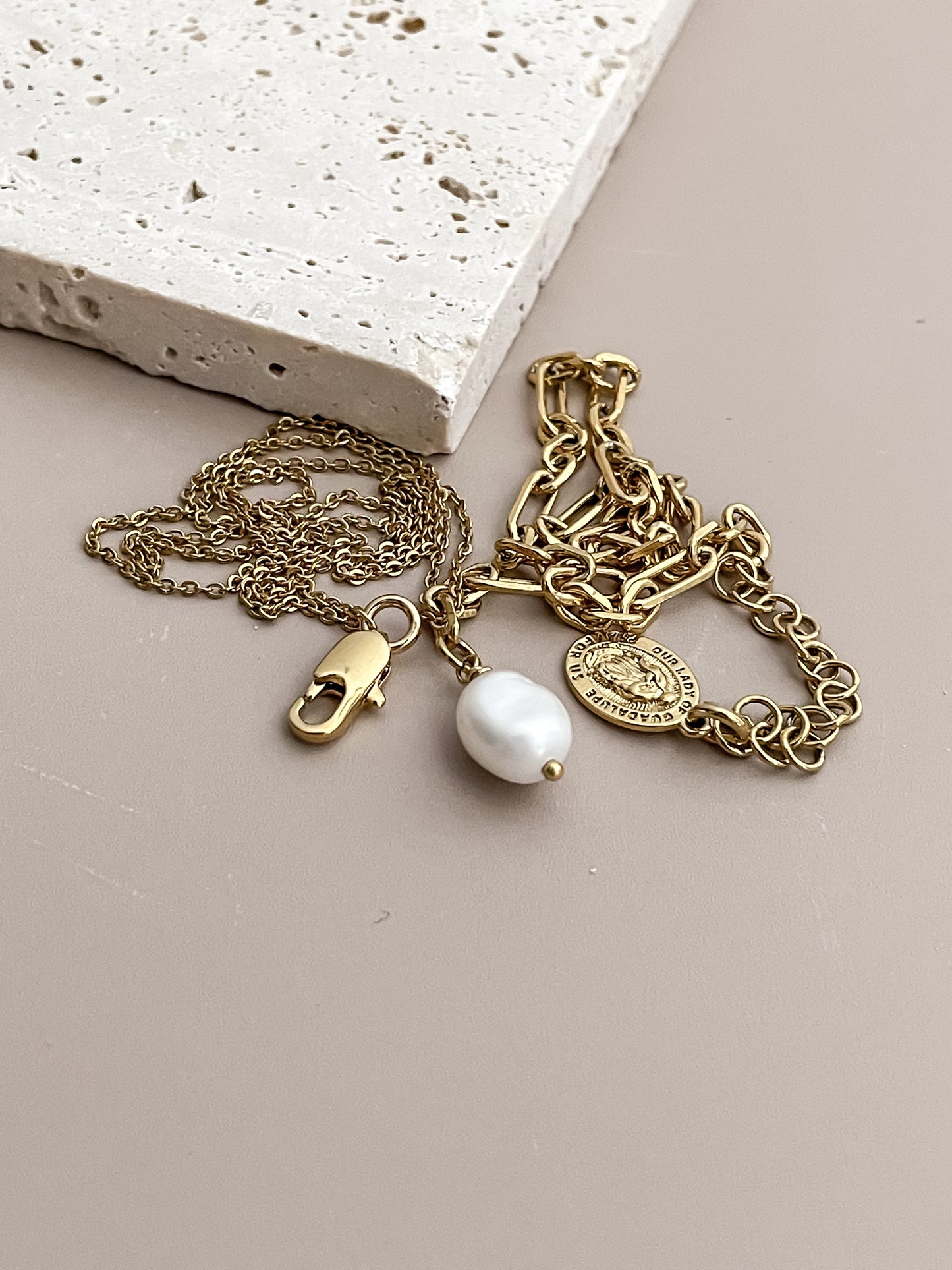 Asymmetric Pearl Necklace