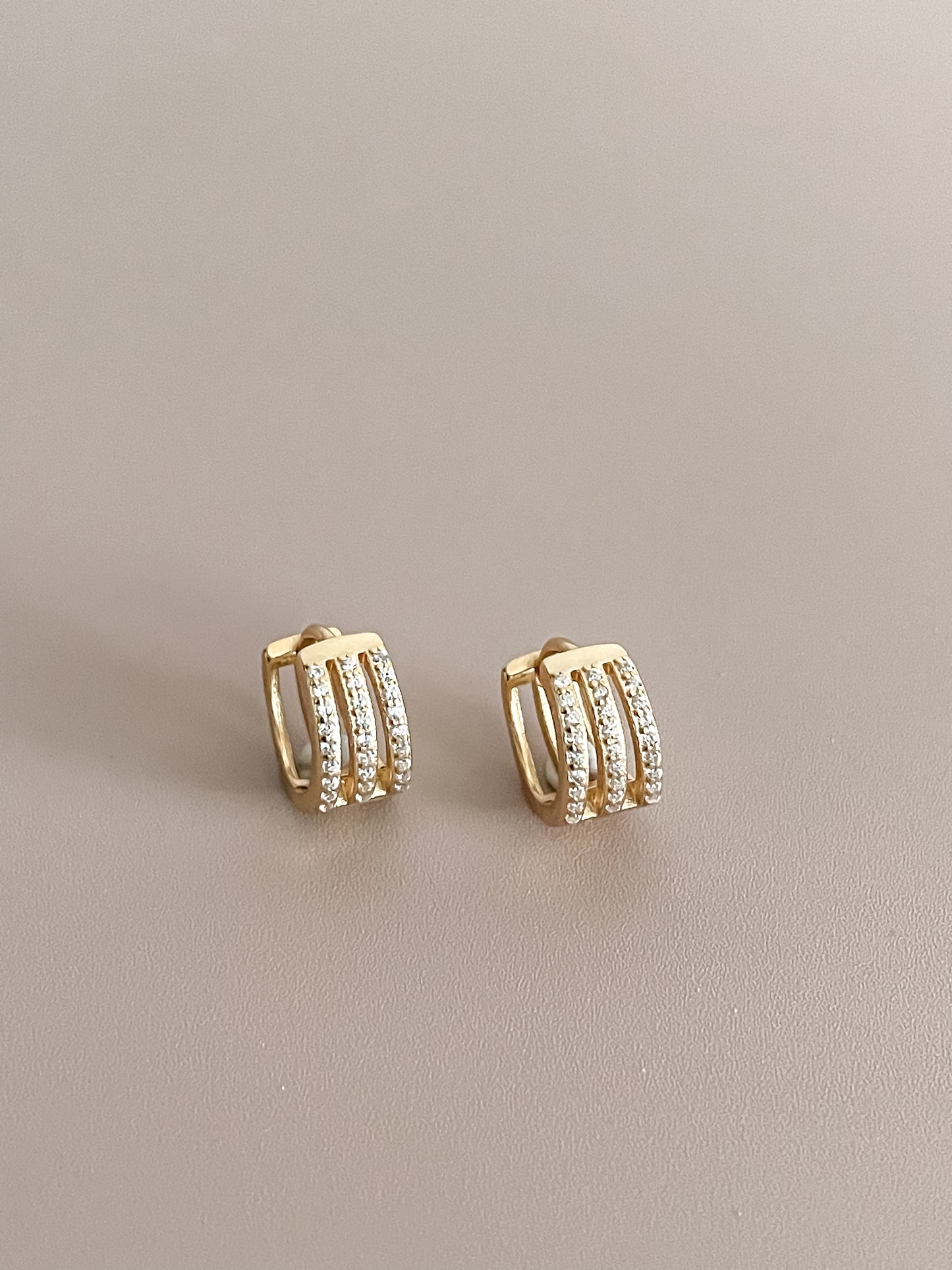 Tiny Geometric Zirconia Huggy Hoop Earrings