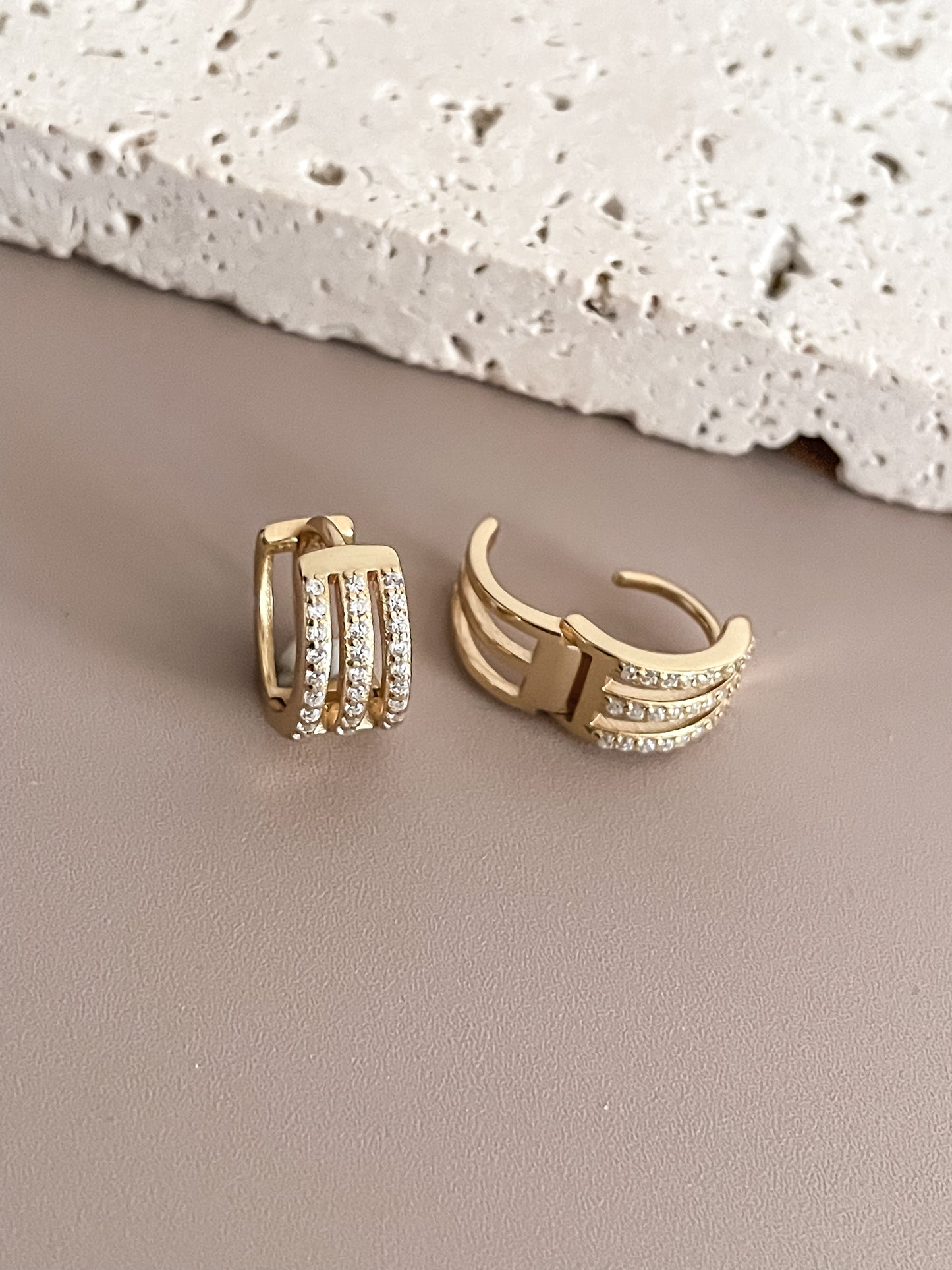 Tiny Geometric Zirconia Huggy Hoop Earrings