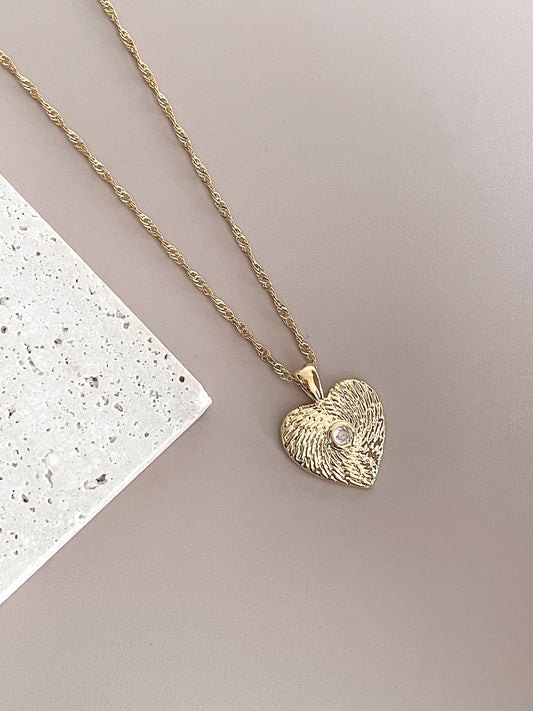 Zirconia Textured Heart Necklace