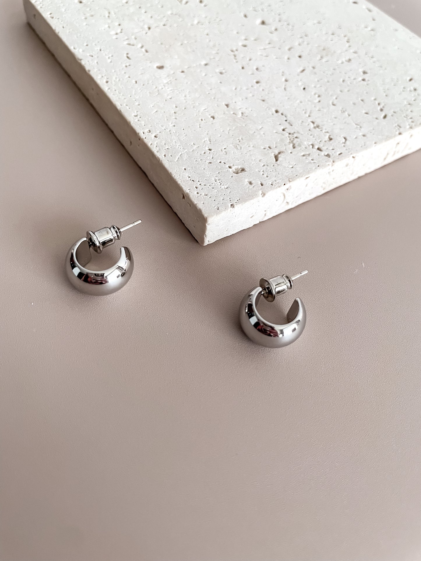 Basic Platinum Plated C-Shape Earrings