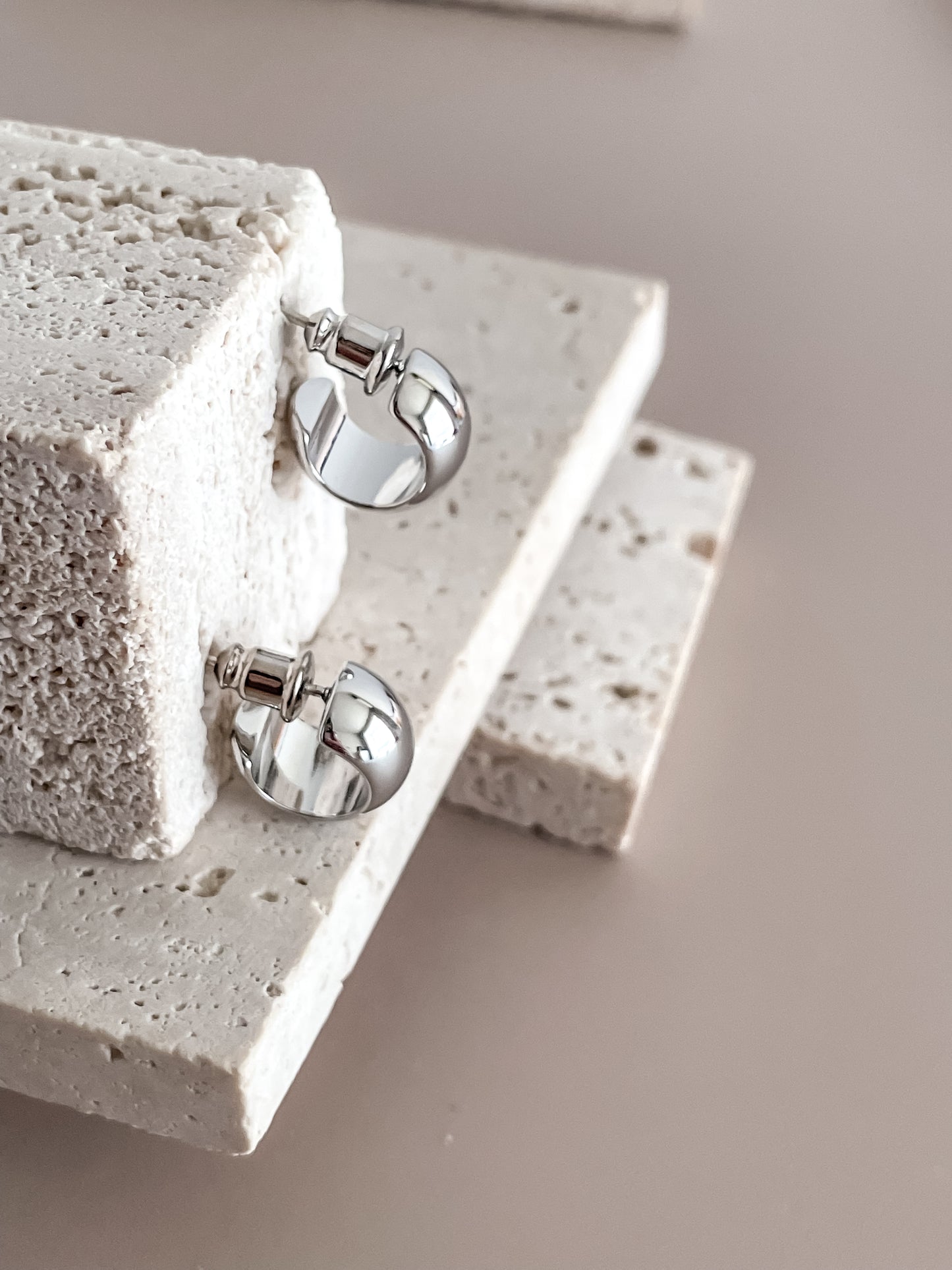 Basic Platinum Plated C-Shape Earrings