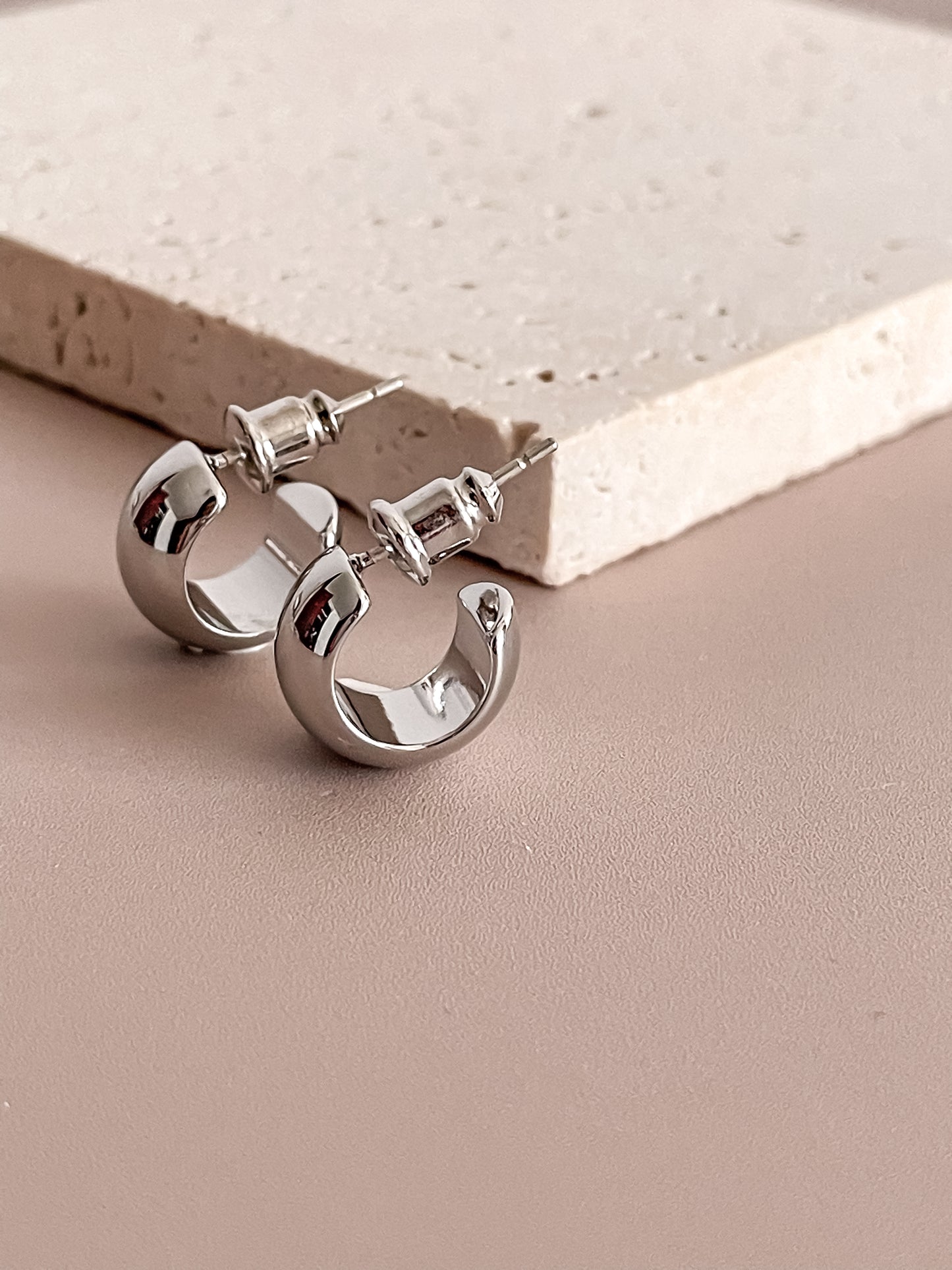 Basic Platinum Plated C-Shape Earrings