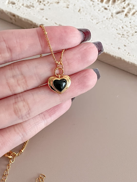 Classic Black Heart Necklace 18K Gold Plated Heart Shaped Onyx Necklaces