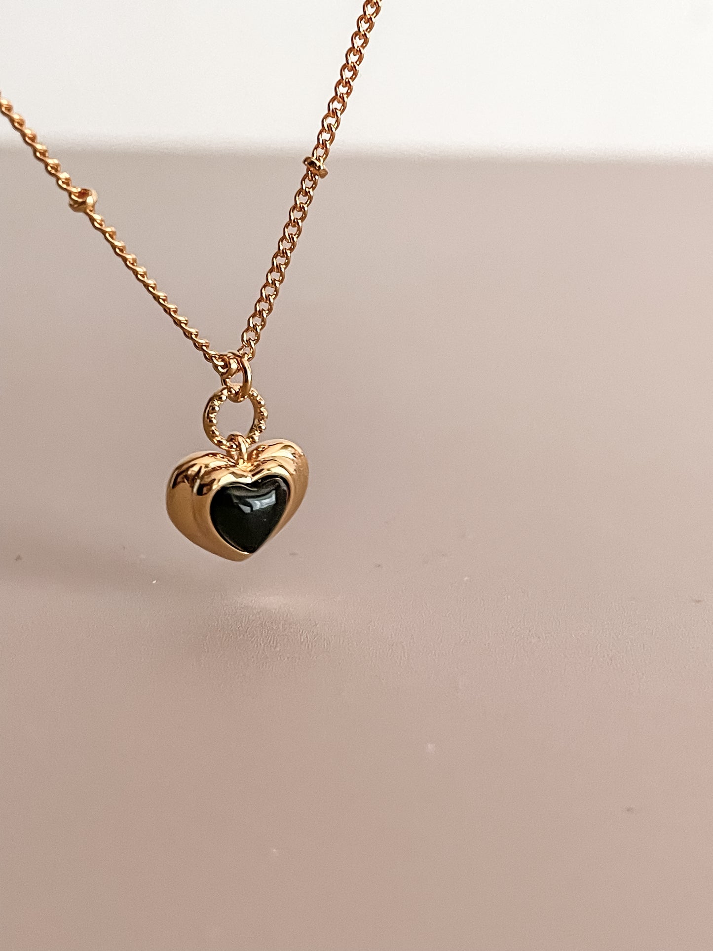 Classic Black Heart Necklace 18K Gold Plated Heart Shaped Onyx Necklaces