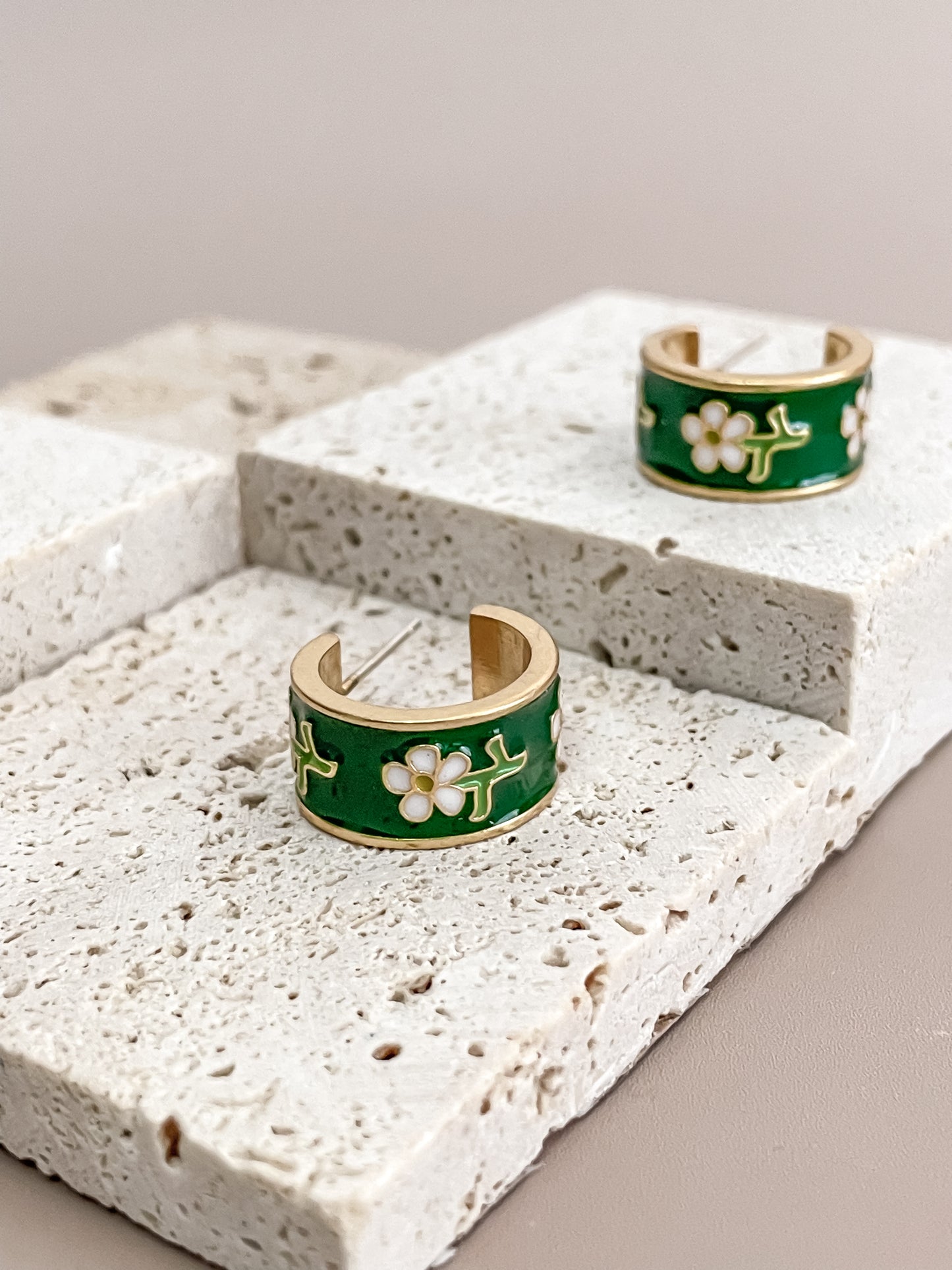 Green Enamel Daisy Huggy C-Shaped Stud Earrings